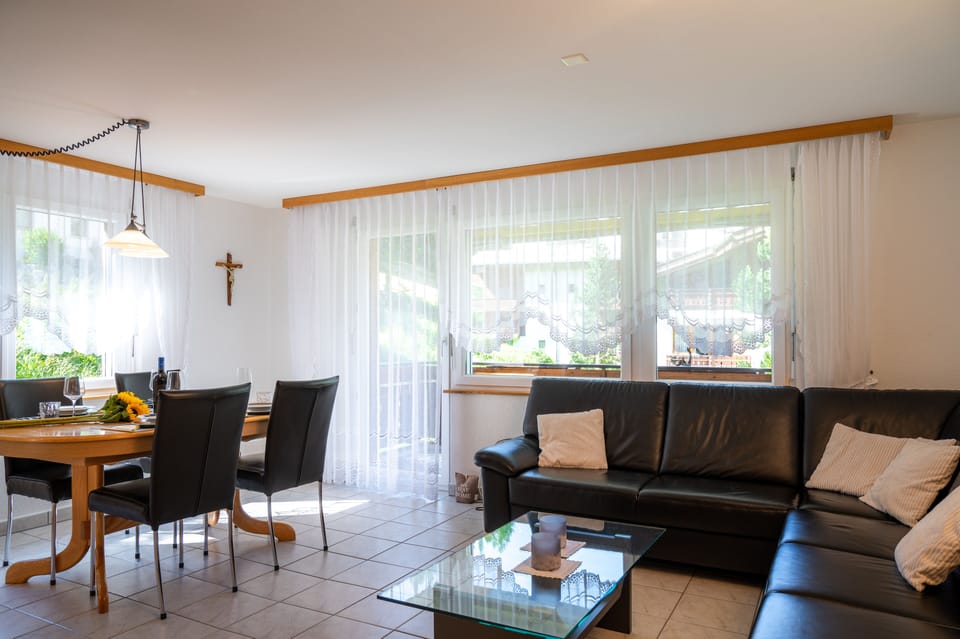 Panoramic apartment plus 150 CHF cleaning fee on top of the rate | Soundproofing, iron/ironing board, free WiFi, bed sheets