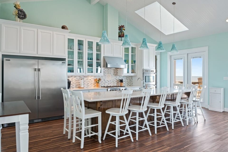 House, 4 Bedrooms | Private kitchen | Coffee/tea maker, fridge, oven