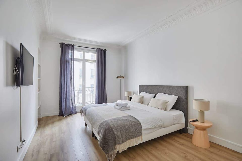 Chambre 1 avec salle de bain