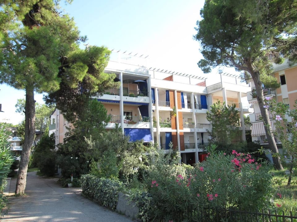 Apartment, 2 Bedrooms, Balcony, City View | Front of property