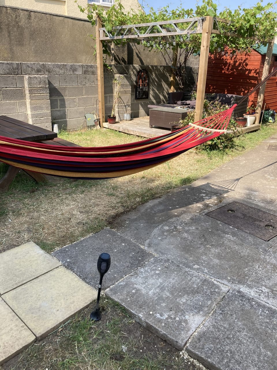 Hammock available to relax in the garden.