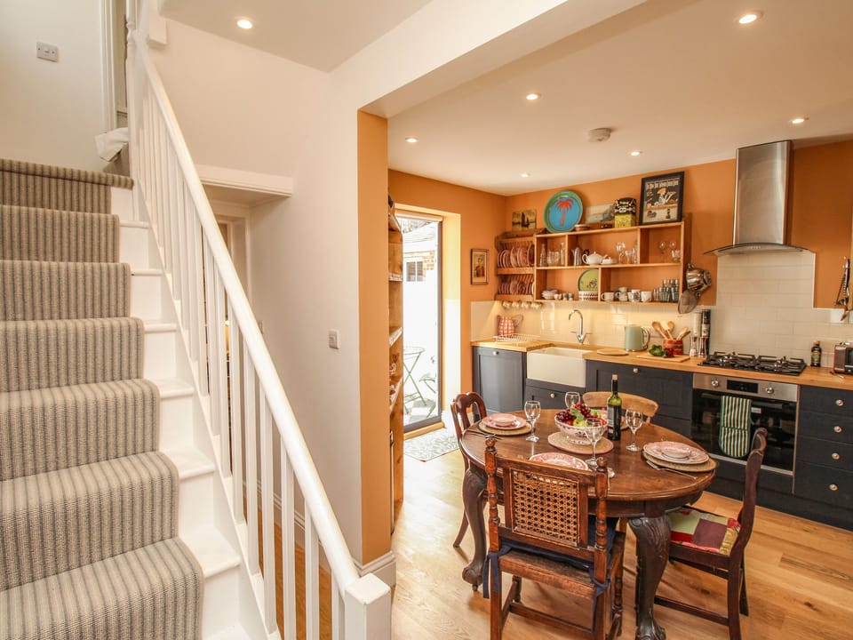 Cottage | Interior