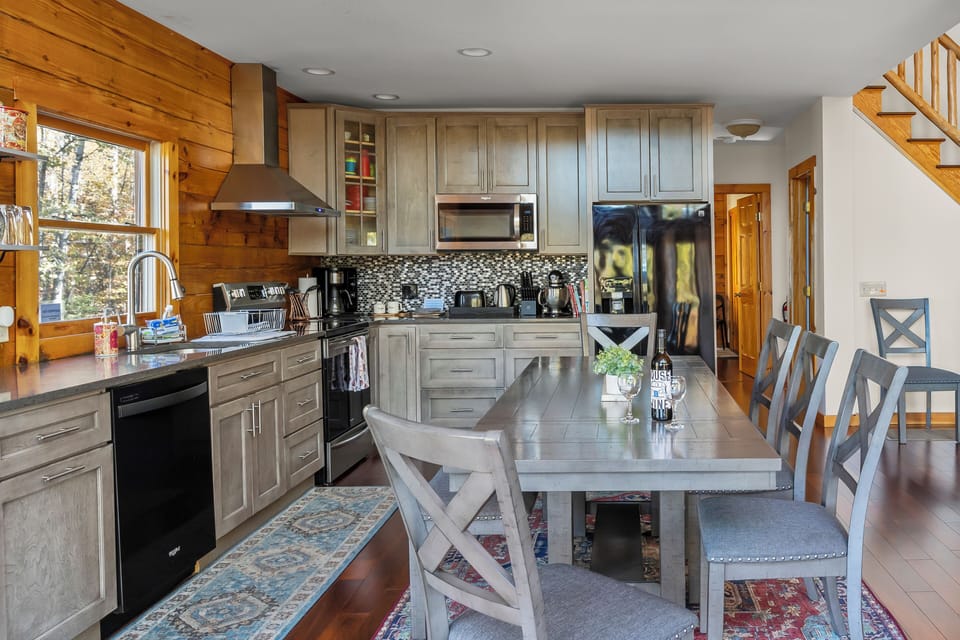 fully stocked kitchen