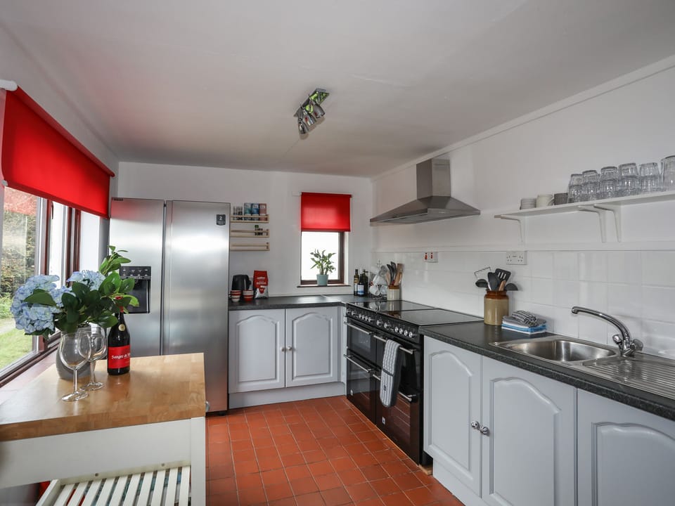 Fridge, dishwasher, electric kettle, toaster