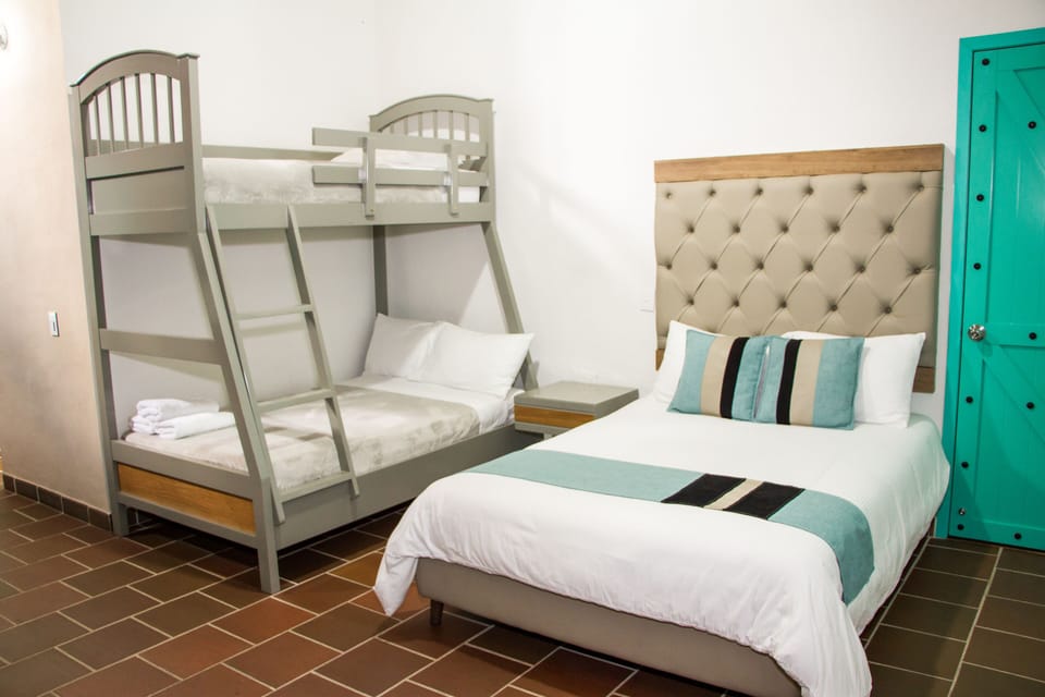 Family Cabin | 1 bedroom, minibar, free WiFi, bed sheets