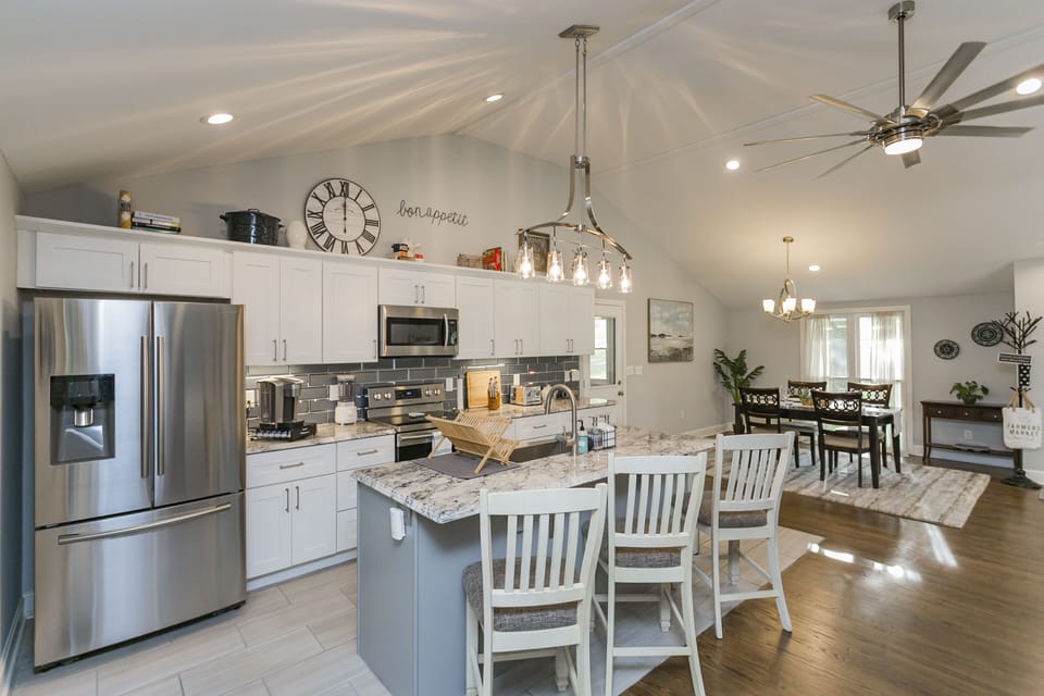Kitchen Area (Main Floor)