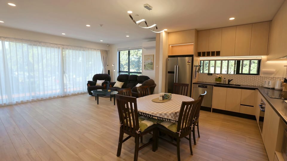 Kitchen and living