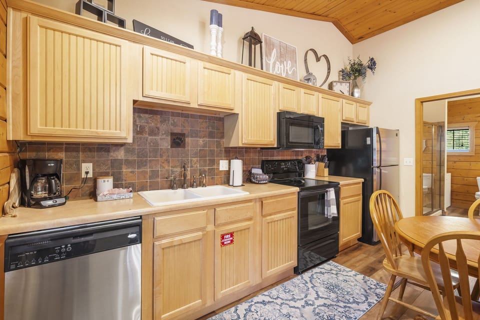 Full Kitchen
