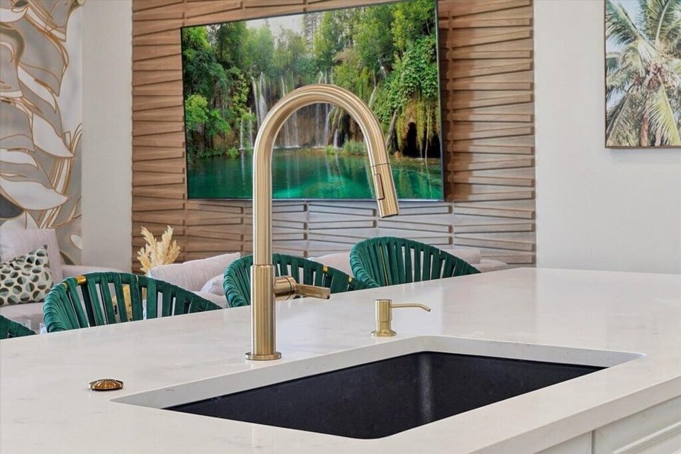 Kitchen Island