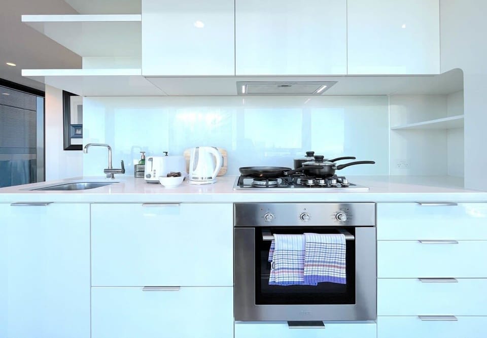 Fully equipped open kitchen