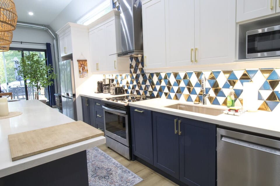 Large kitchen and island
