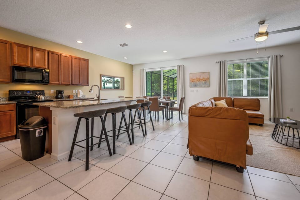 Kitchen and living room