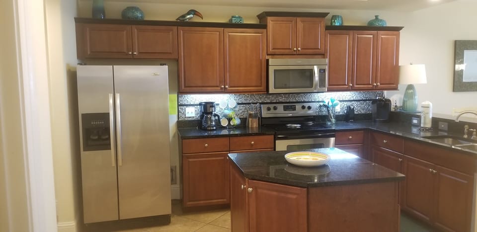 kitchen & counter
