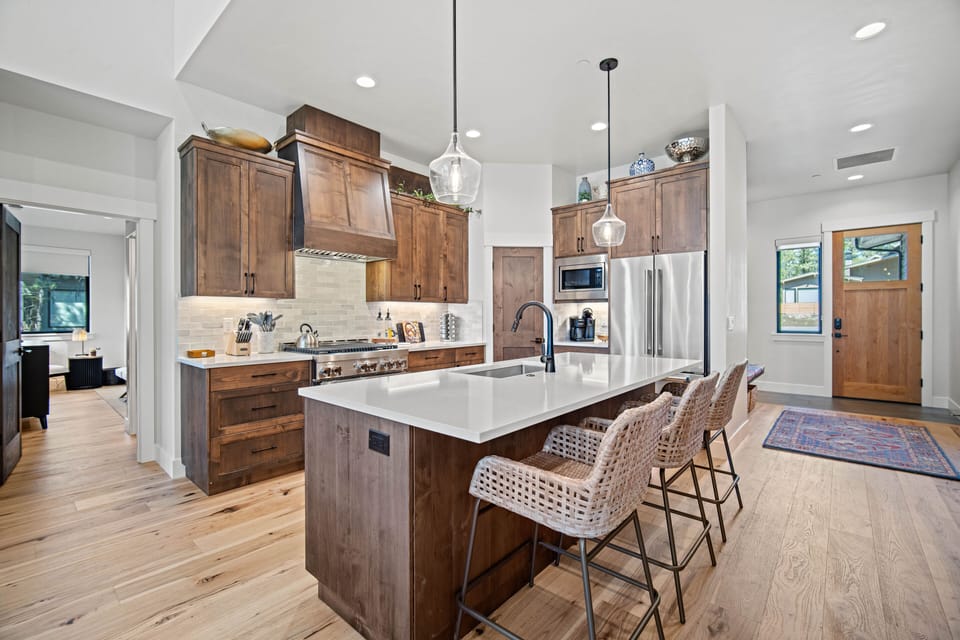 18145 Forestbrook-14