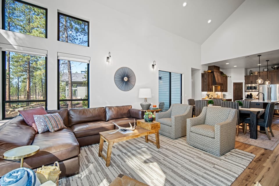 18145 Forestbrook-21