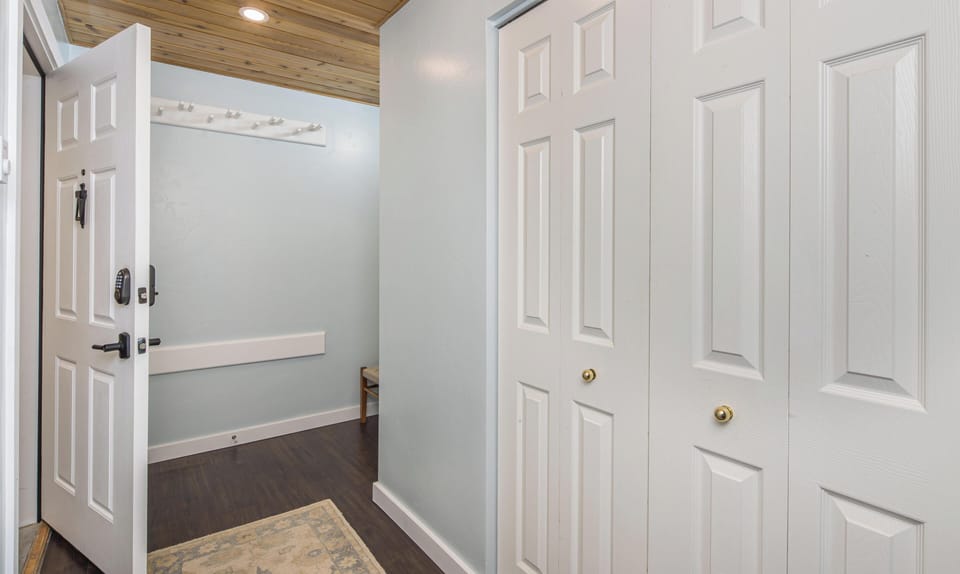 Entryway Area