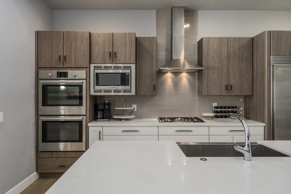 Kitchen with Quartz Countertops