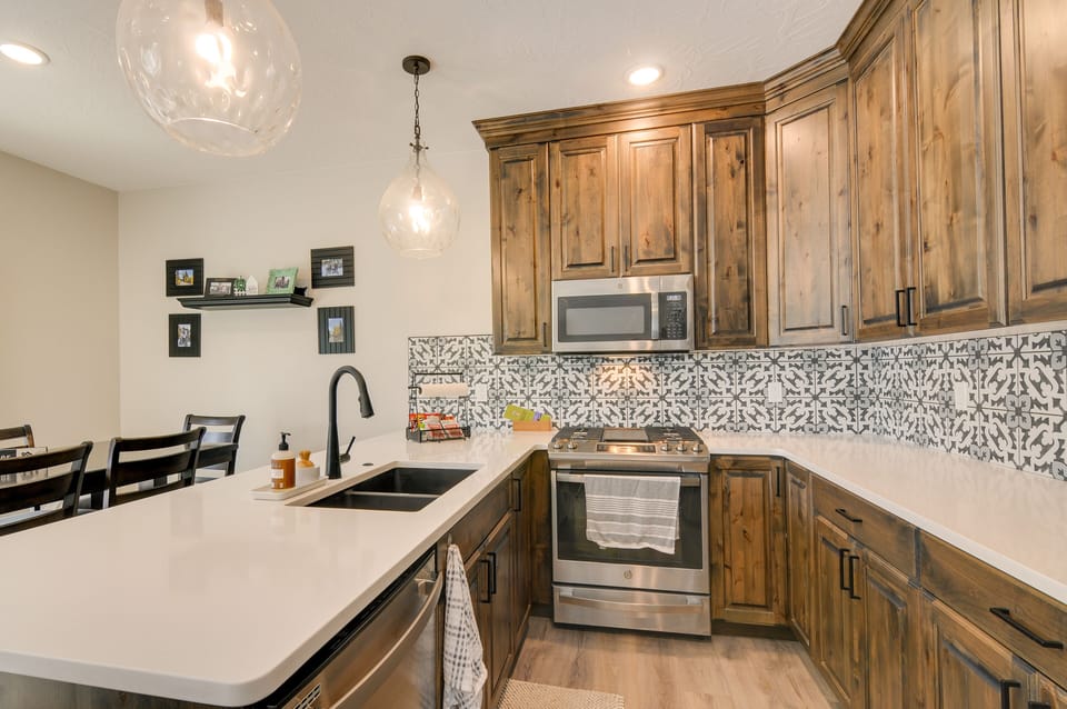 Kitchen | Water Filter | Coffee Maker | Crockpot | Toaster | Cooking Basics