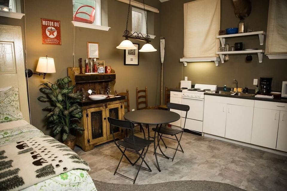 7a3c42e8 8343 44bd a8e8 611af1d8fc62