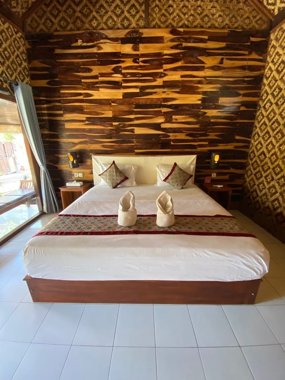 Comfort Double Room, Garden View | Desk, laptop workspace, free WiFi, bed sheets