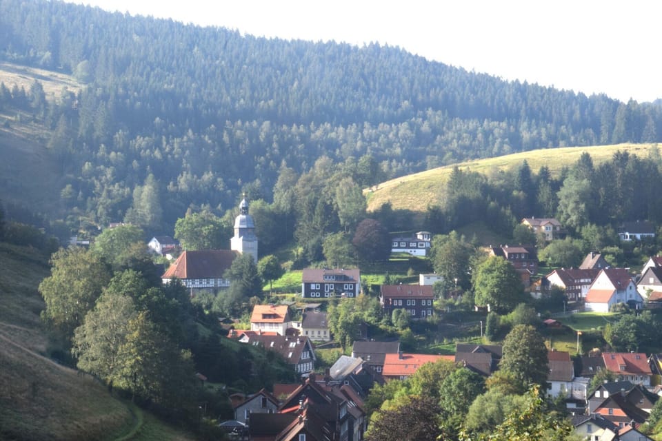 Surroundings [summer] (1-5 km)