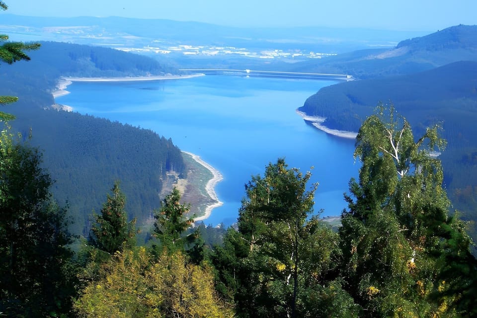 Region [summer] (>5 km)