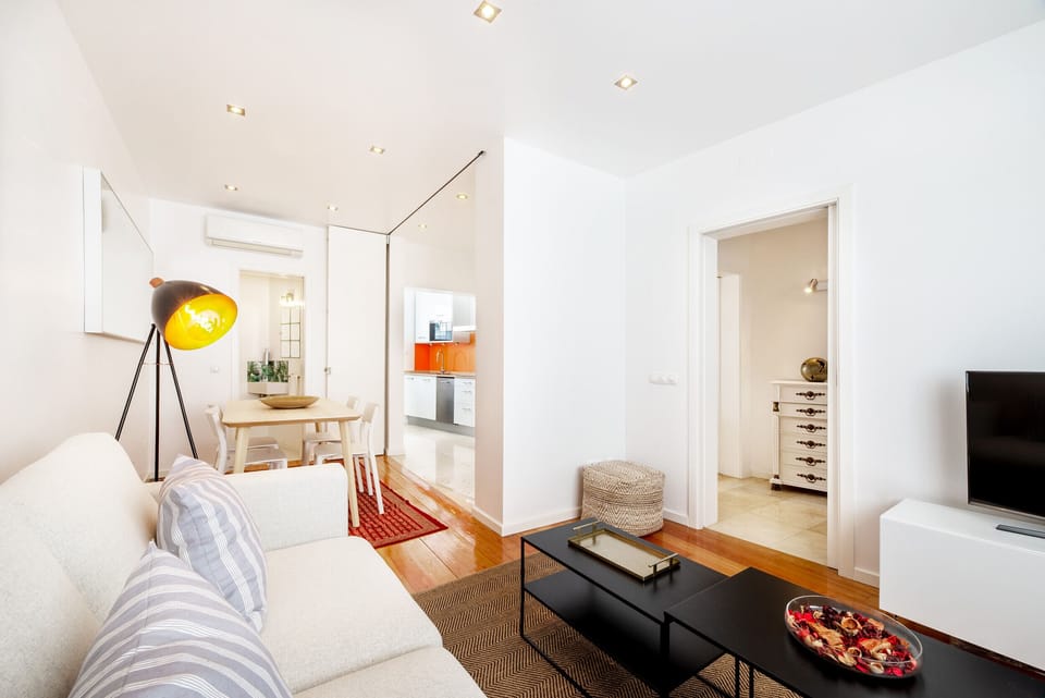 Townhome | Living area | 60-cm TV with cable channels