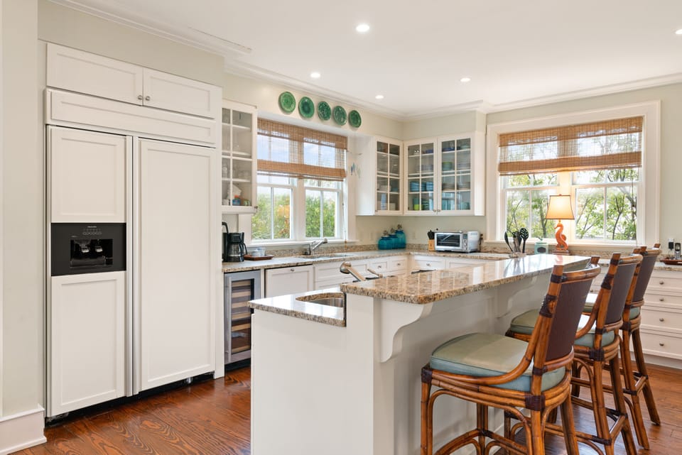25 Sea Oats kitchen