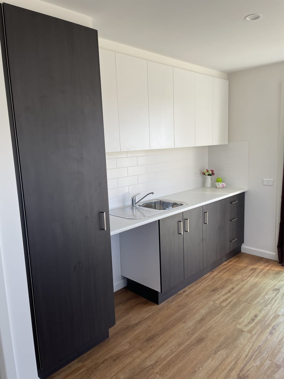 Kitchenette to Bedroom 4