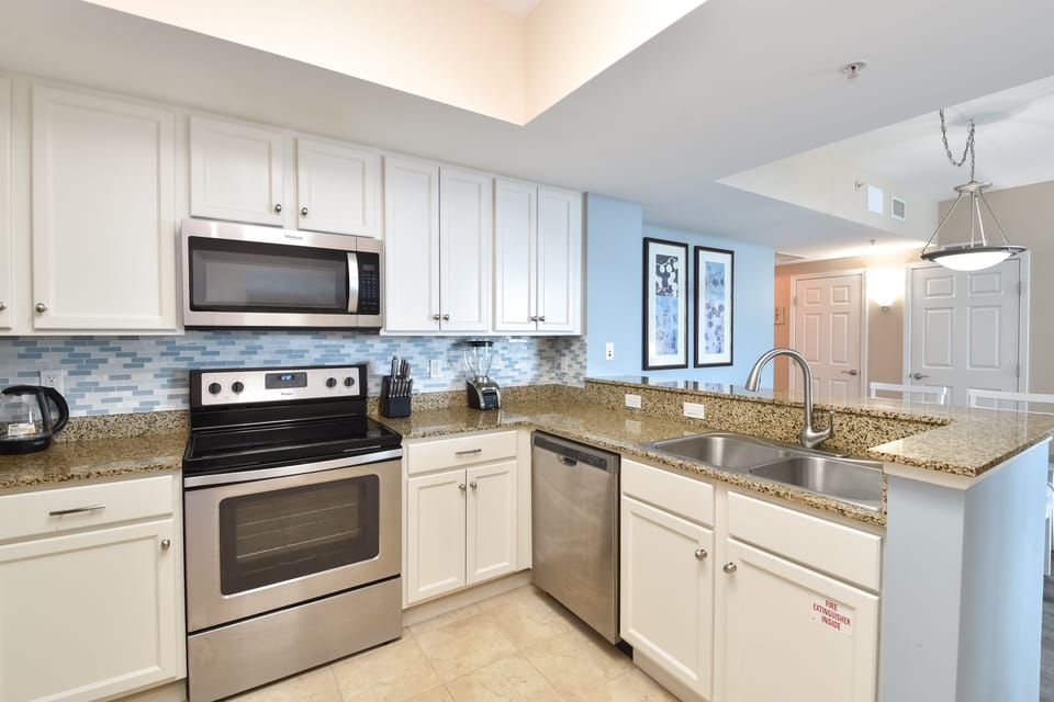 The Palms of Destin 1615 - Kitchen