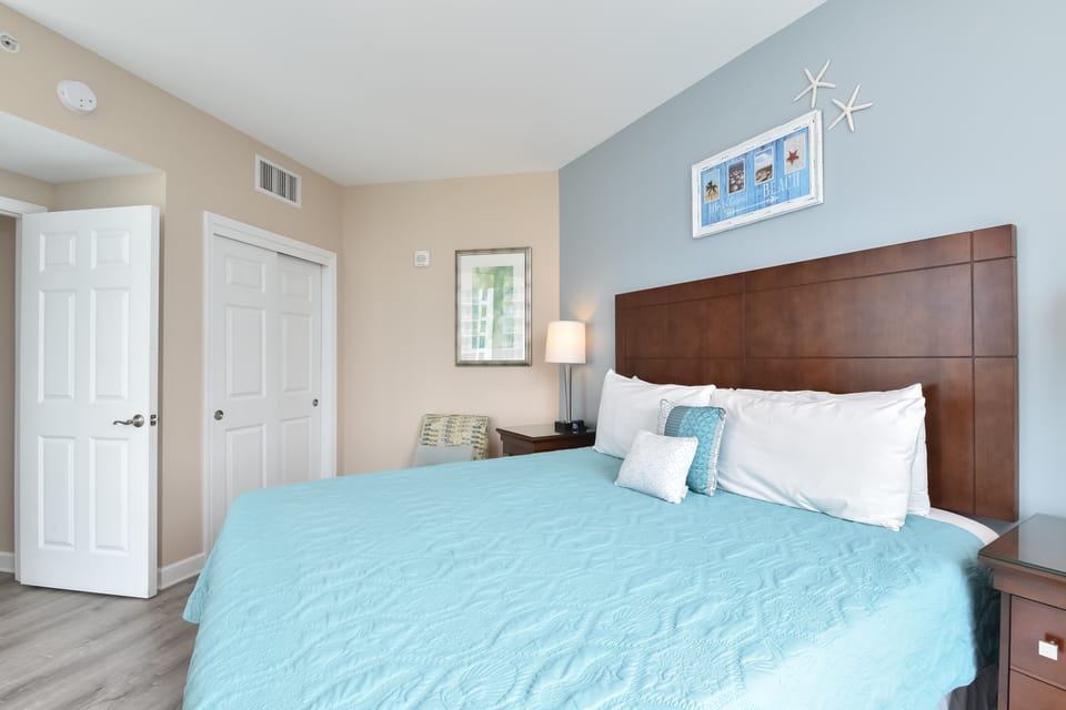 The Palms of Destin 1615 - Guest Bedroom