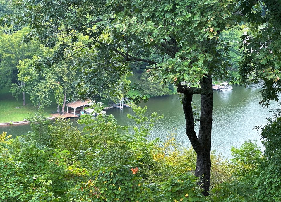 Wake up to stunning lake views