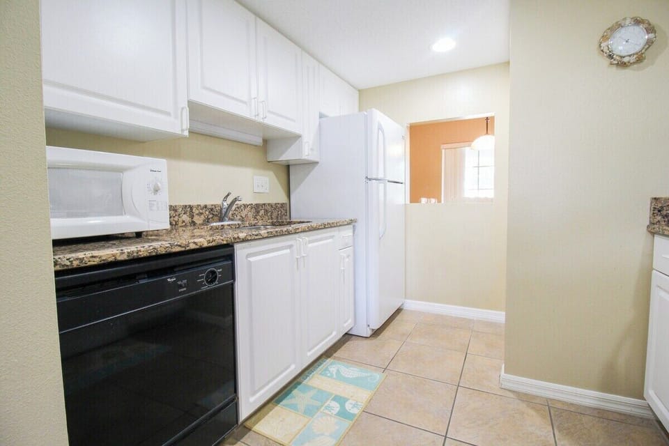 Plenty Of Space To Prep Your Family's Favorite Treats