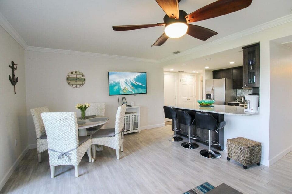Breakfast Bar
