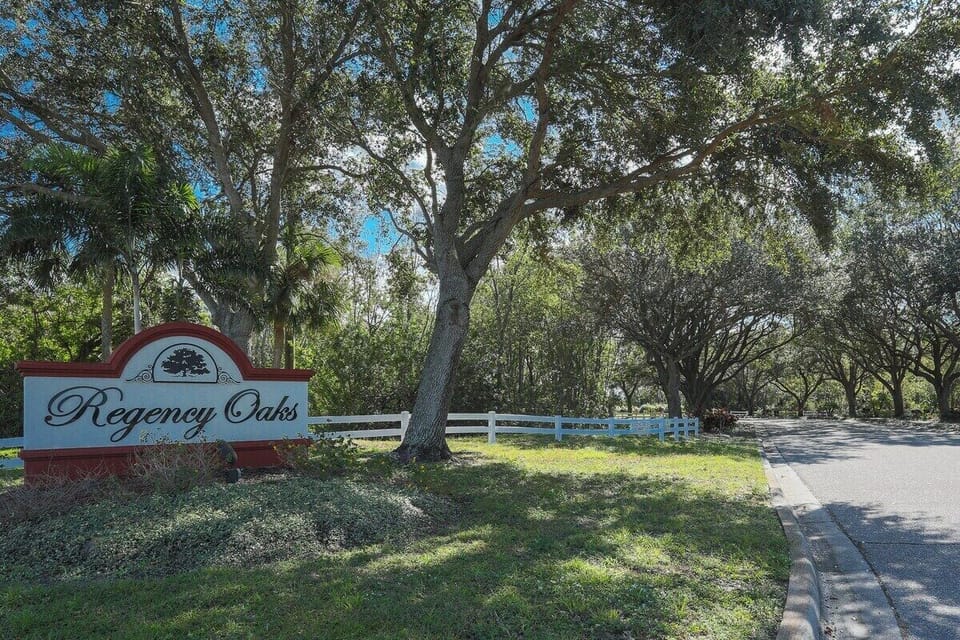 Regency Oaks
