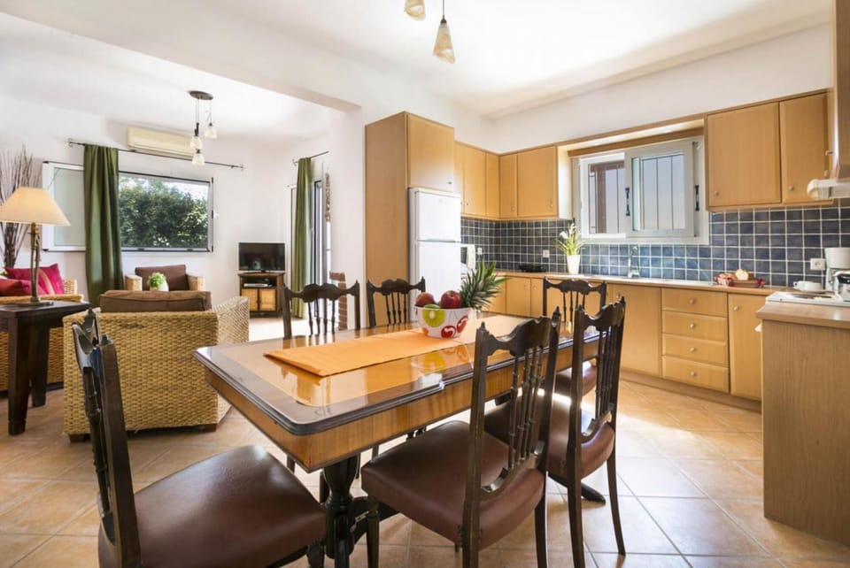 House | 3 bedrooms, soundproofing