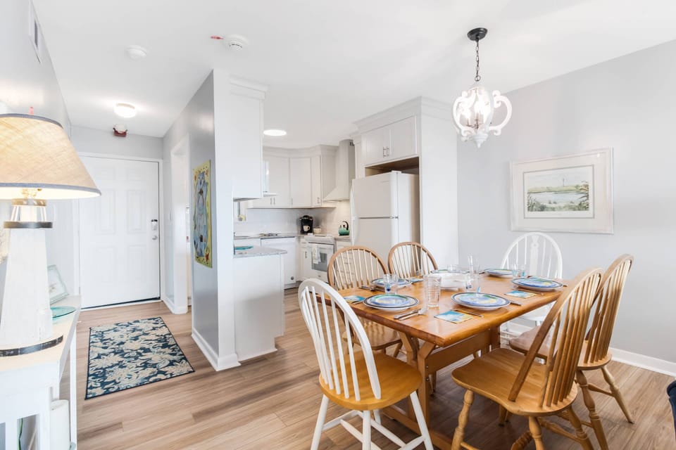 Our charming dining area offers the perfect setting for enjoying delicious meals and creating cherished memories during your stay.
