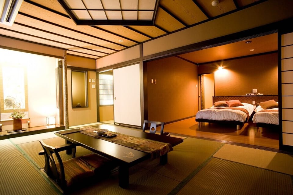 Basic Twin Room, 2 Twin Beds, Non Smoking | Free WiFi
