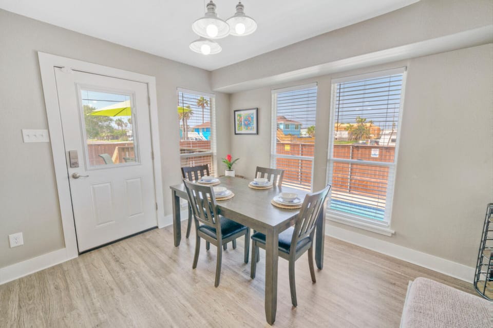 Radiant dining area.