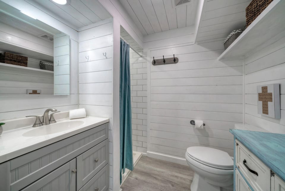 Full bathroom.