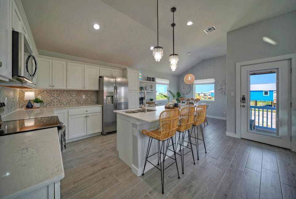 Spacious countertops with high chairs to match