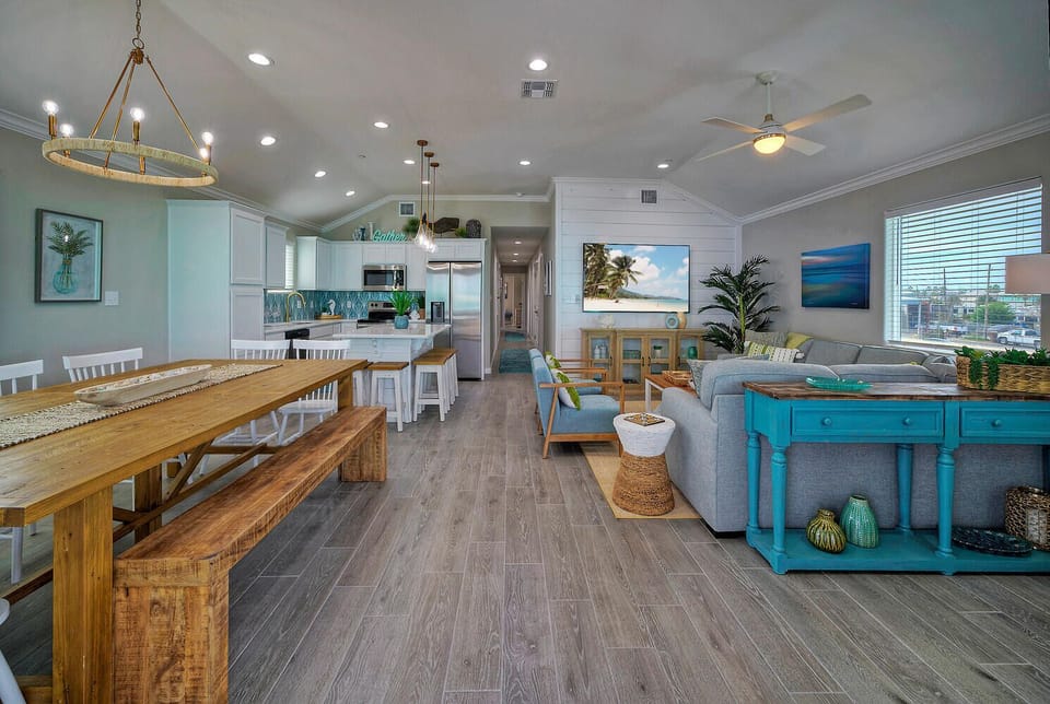 Open floor plan.