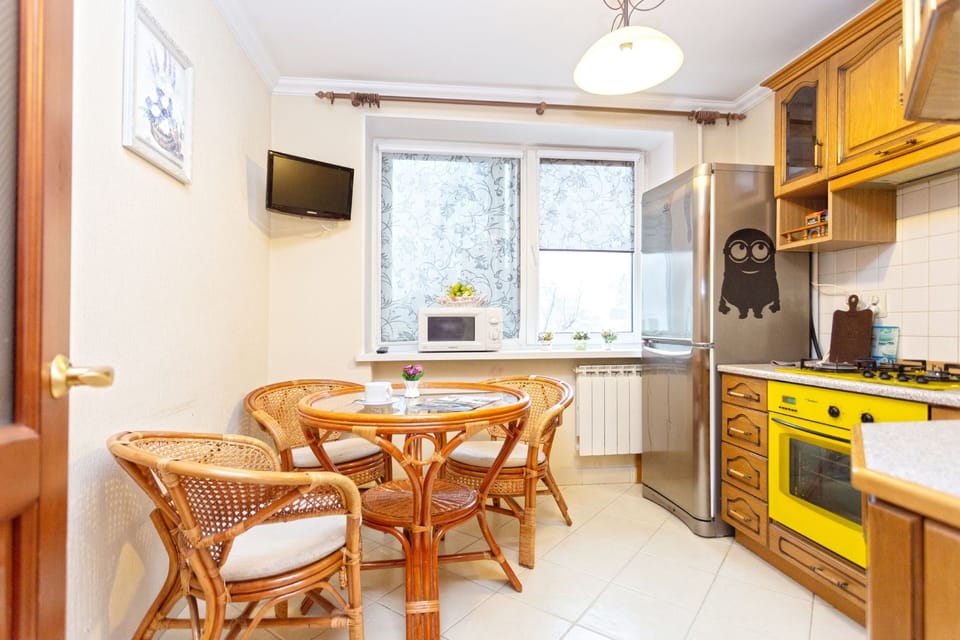 Classic Apartment | Private kitchen | Fridge, microwave, oven, stovetop