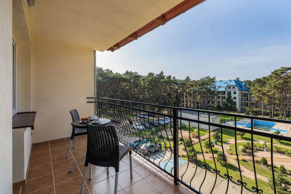 View from the apartment of the surrounding area. 