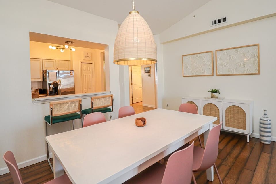 St. Augustine Beach Rentals Dining Room