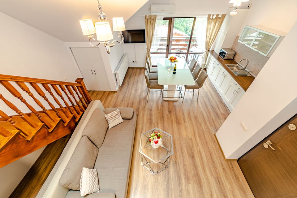 Family Suite | Down comforters, in-room safe, soundproofing, iron/ironing board