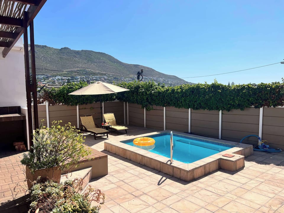 A lovely salt water plunge pool with a heavy duty cover. 
