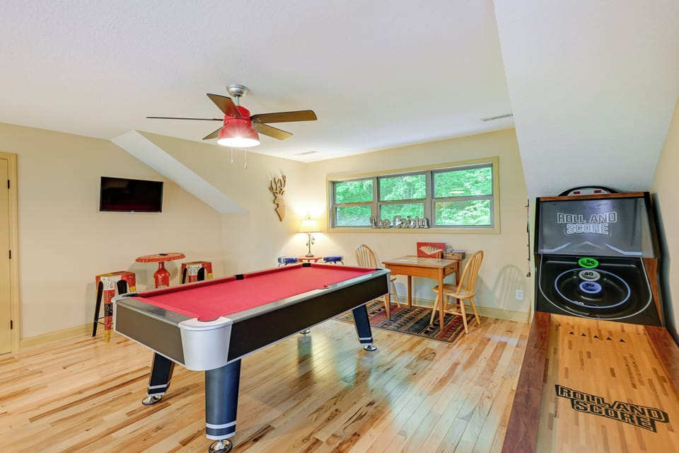 House (2 Bedrooms) | Interior