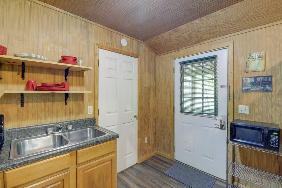 House (1 Bedroom) | Interior