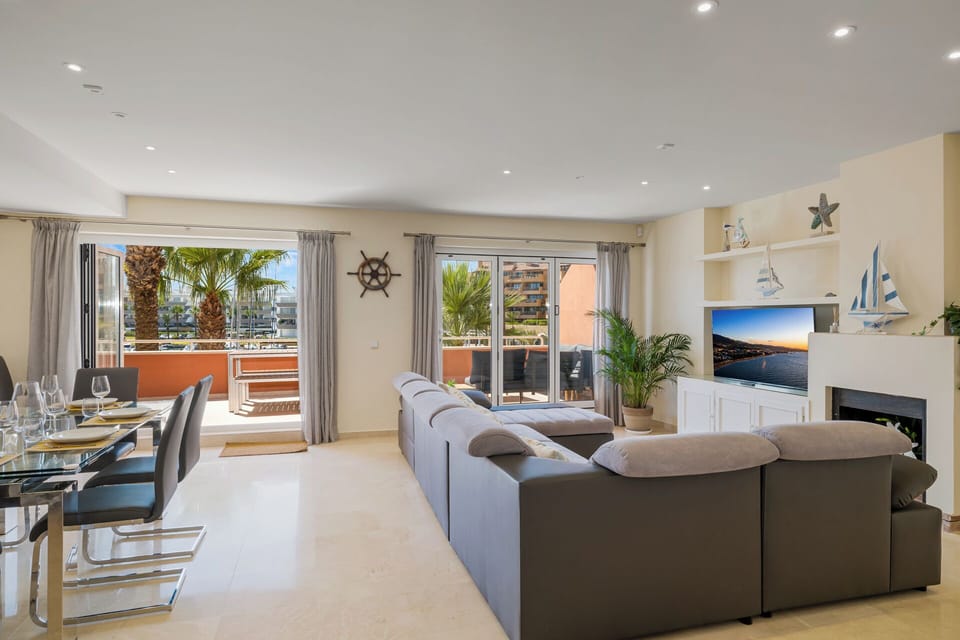 Living room (1)